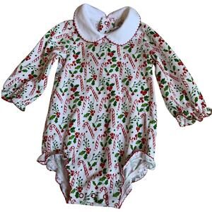 The Proper Peony Mistletoe‎ Bubble size 3 mo